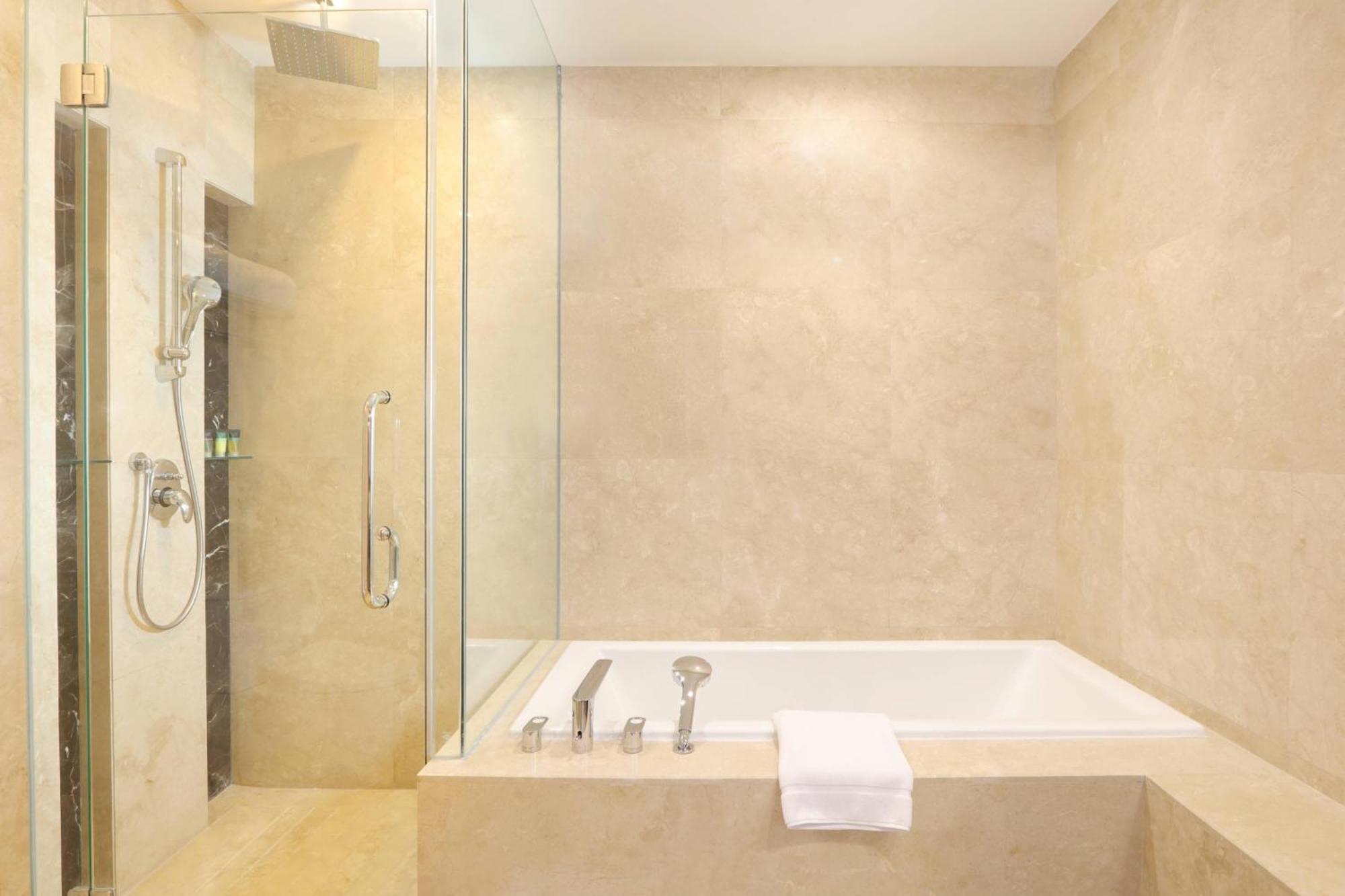 Four Points By Sheraton Hotel